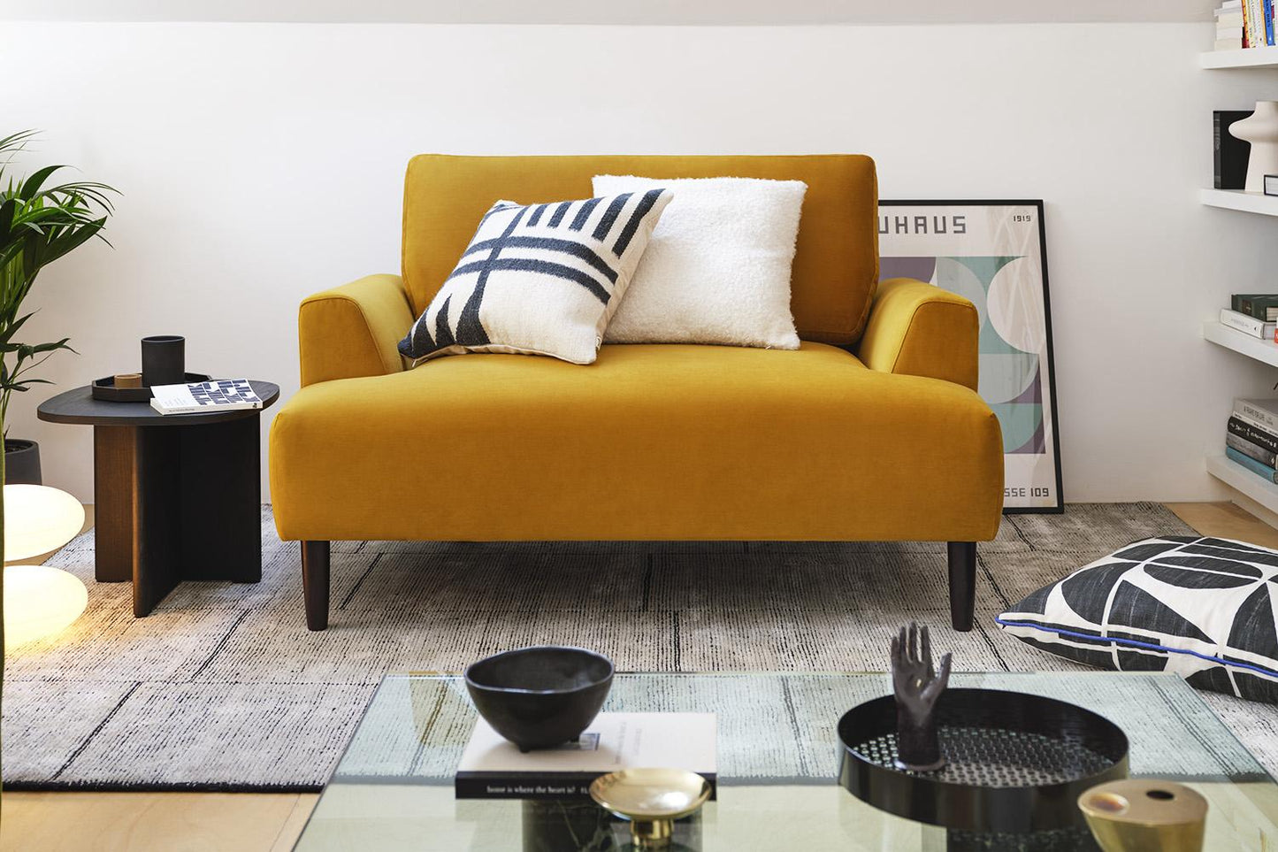 Model 05 Loveseat
