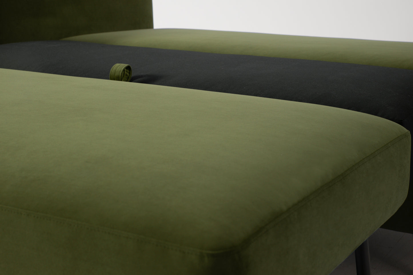 Model 08 2.5-Seater Sofa Bed